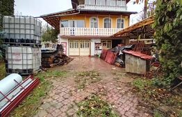 Casa cu 8 camere,300 mp utili, 5500mp teren,in Reghin