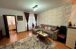 Casă de vânzare cu 3 camere, 96 mp, Sântana de Mureș