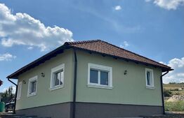 Casa cu 2 camere, 82 mp, Bardesti