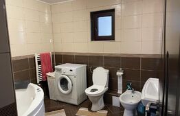 Casă cu 4 camere, 210 mp utili, curte spațioasă, zona Unirii