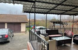 Casă cu 4 camere, 210 mp utili, curte spațioasă, zona Unirii