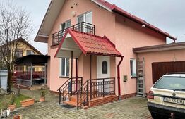 Casa cu 3 camere, 160 mp, Santana de Mures