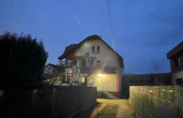 Casa cu 3 camere, 215mp, Santana de Mures