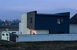 Vila 4 camere, 172 mp utili, teren 524 mp, Santana de Mures