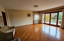 Casă de vânzare de 380mp utili și 3500 mp teren în Sângeorgiu de Mureș