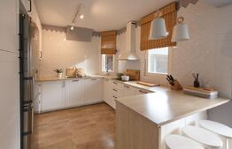 Casa cu 5 camere, 120mp,  Livezeni 