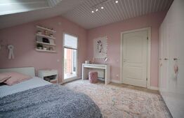 Casa cu 5 camere, 120mp,  Livezeni 