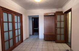 Apartament 3 camere, intermediar, 75mp,  Poli 2