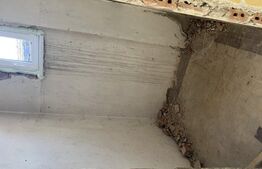 Apartament cu 3 camere, etaj 1, 104 mp cu balcon, Central