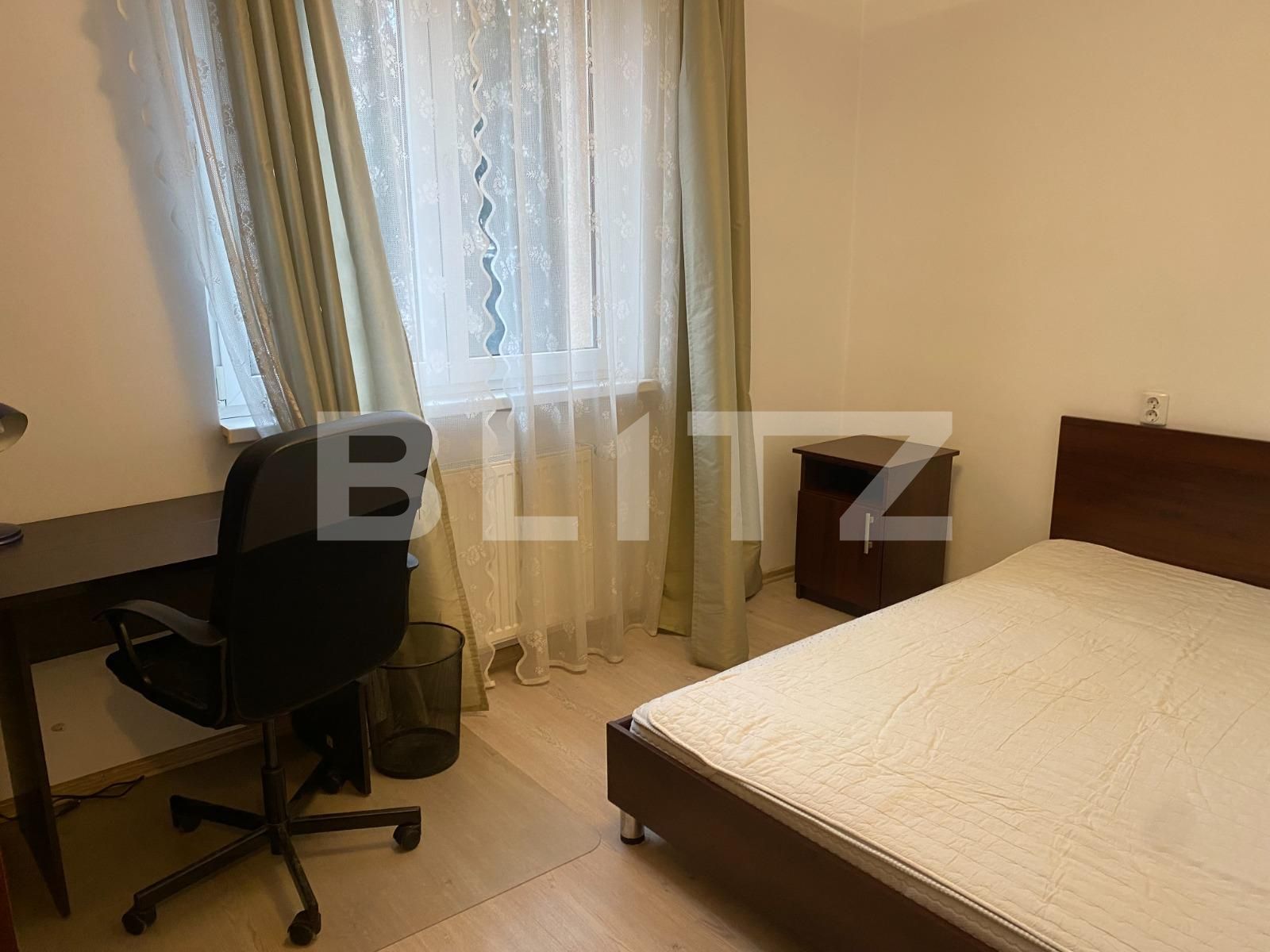 Apartament de închiriat 4 camere 22 Decembrie 1989 - 135832AI | BLITZ Târgu Mureș | Poza5