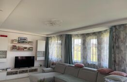 Casa cu 4 camere, 180mp, Corunca