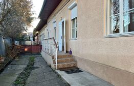 Casa cu 3 camere, 78mp, zona centrala