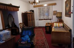 Casa 4 camere, 98 mp, in Cetatea Sighisoarei