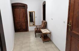 Casa 4 camere, 98 mp, in Cetatea Sighisoarei