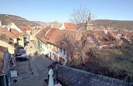 Casa 4 camere, 98 mp, in Cetatea Sighisoarei