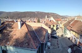 Casa 4 camere, 98 mp, in Cetatea Sighisoarei