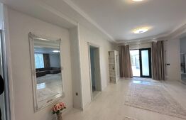 Casă de 454 mp, teren de 1000 mp, Livezeni