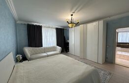 Casă de 454 mp, teren de 1000 mp, Livezeni