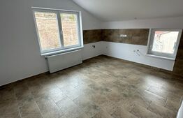 Casa duplex 8 camere  ,280 mp utili ,420 mp teren,Corunca