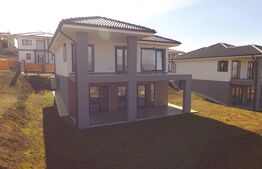 Casa individuală 120 mp utili, 504 mp teren, Corunca