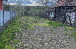 Doua case, 4 camere, 163mp utili, zona Cerghizel