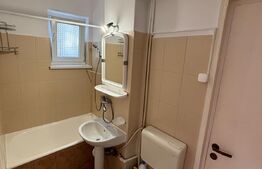 Apartament cu 3 camere, 55mp, zona  Semicentral