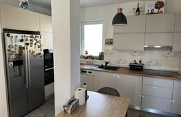 Casa de 4 camere, 125mp,  zona  cartierul Unirii