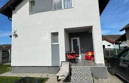 Casa de 4 camere, 125mp,  zona  cartierul Unirii