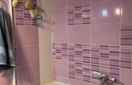 Casa de 3 camere, 120mp, curte comuna, in zona Cetatii Medievale