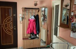 Apartament 3 camere,68mp, zona Dambu