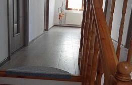  Casa cu 3 camere, 210mp utili, LIVEZENI