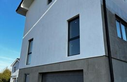 Apartament cu 3 camere, 119mp, Exterior Est