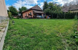 Casa cu 2 camere, 73mp, zona Piata de Rusi