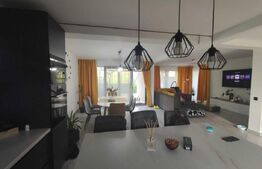 Casa 4 camere + apartament, 230 mp , Nazna