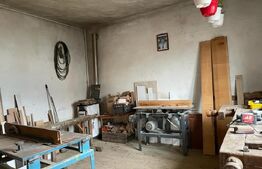 Casa cu 2 camere, 100 mp, teren 400 mp, zona pod Unirii