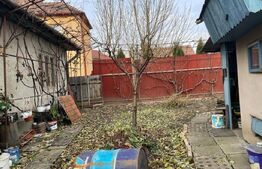 Casa cu 2 camere, 100 mp, teren 400 mp, zona pod Unirii