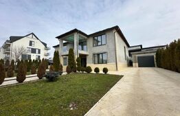 Casă de 454 mp, teren de 1000 mp, Livezeni