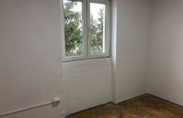 Apartament de 3 camere, 55 mp, decomandat, zona Dâmbu