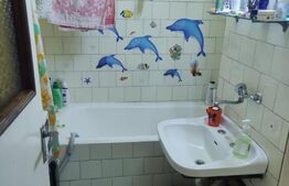 Apartament cu 3 camere, 59mp, decomandat, zona Tudor