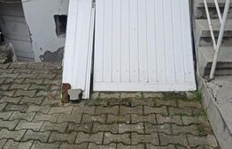 Două Case + 2 Spații Comerciale, 440 mp Utili – pe Str. Libertății!