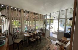 Casa cu 6 camere, 220 Mp în zona Piața armatei