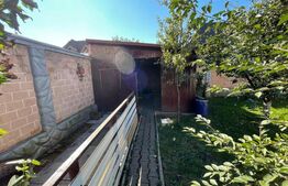 Casa cu 6 camere, 220 Mp în zona Piața armatei