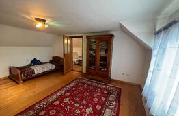 Casa cu mansarda de 170 mp, teren 1200 mp, in loc Voiniceni 