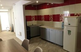 Casa cu 2 imobile, 2 camere, 140mp, Central