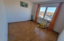 Apartamente cu 3 camere, 80mp, Reghin 