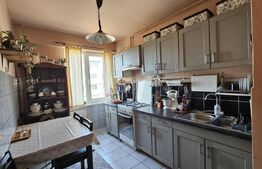 Apartament cu 3 camere, decomandat, 60mp, zona Tudor 