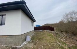  Casa individuala 83 mp, teren 438 mp, Remetea