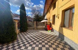  Casă Ultracentrală la Preț de Apartament – 3 camere 100 mp + curte 250mp