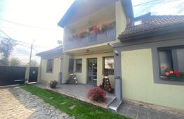 2 Casa de vanzare ,390 mp utili,555 mp teren, in Unirii