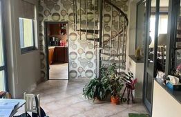 2 Casa de vanzare ,390 mp utili,555 mp teren, in Unirii